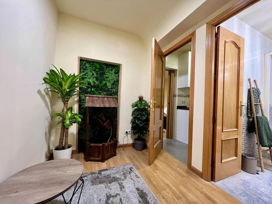 Апартаменти Acogedor Apartamento Madrid Centro Екстер'єр фото