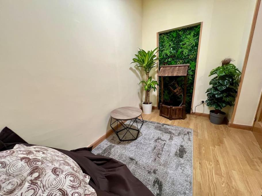 Апартаменти Acogedor Apartamento Madrid Centro Екстер'єр фото